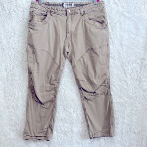 Mountian Khakis classic fit men cargo work outdoor range pants size 42*30(flaw)
